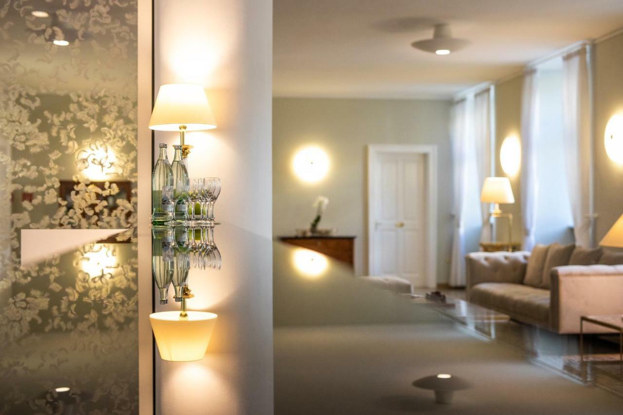 באד נוישטאדט אן דר סאאלה Schlosshotel Bad Neustadt מראה חיצוני תמונה